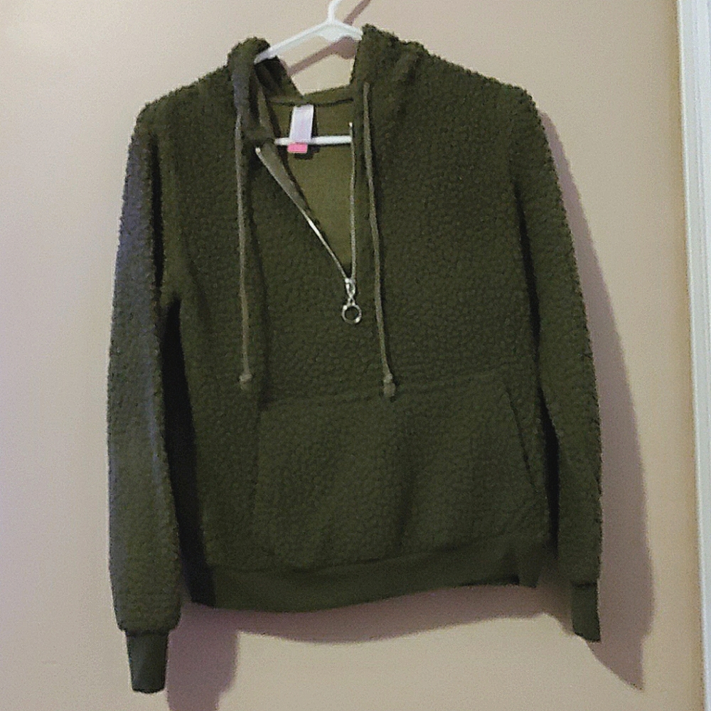 Faux Fur Hooded Shirt w/ Zipper